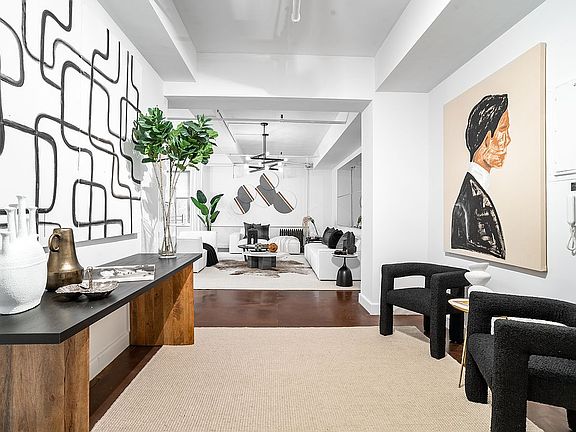 3rd image of 150 W 26th St APT 703