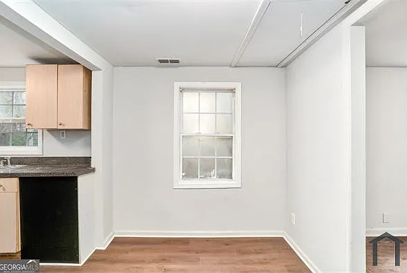 3 bed, 1132 sqft, $1,500 — Photo 2