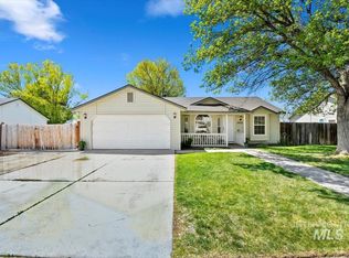 2625 Wildflower Dr, Nampa, ID 83686