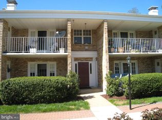 1134 S Washington St APT 202, Falls Church, VA 22046