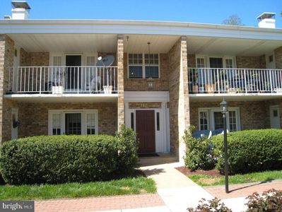 1134 S Washington St APT 202, Falls Church, VA, 22046