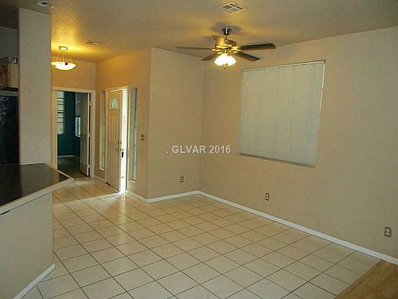 5th image of 1034 Country Skies Ave