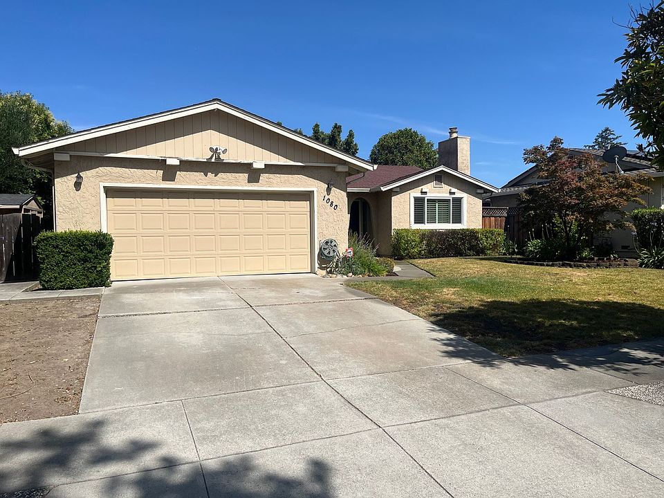 1st image of 1080 Maraschino Dr