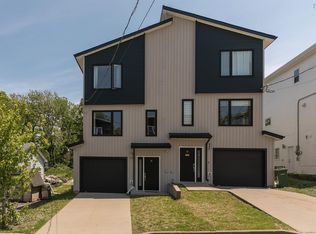 42 Hilden Dr, Halifax, NS B3R 0E4