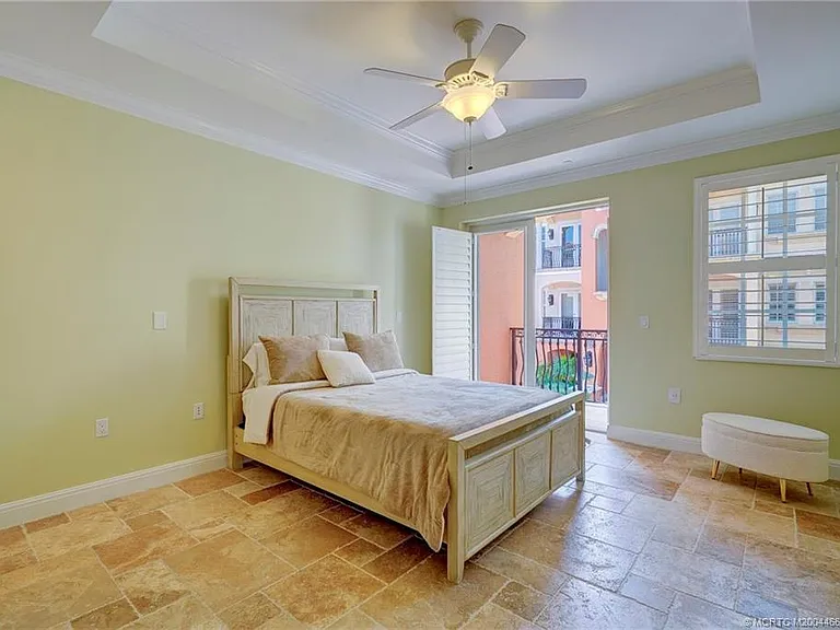 1528 NE Outrigger Landings Dr #208 — Photo 42