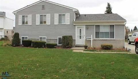 2nd image of 44256 Whithorn Dr
