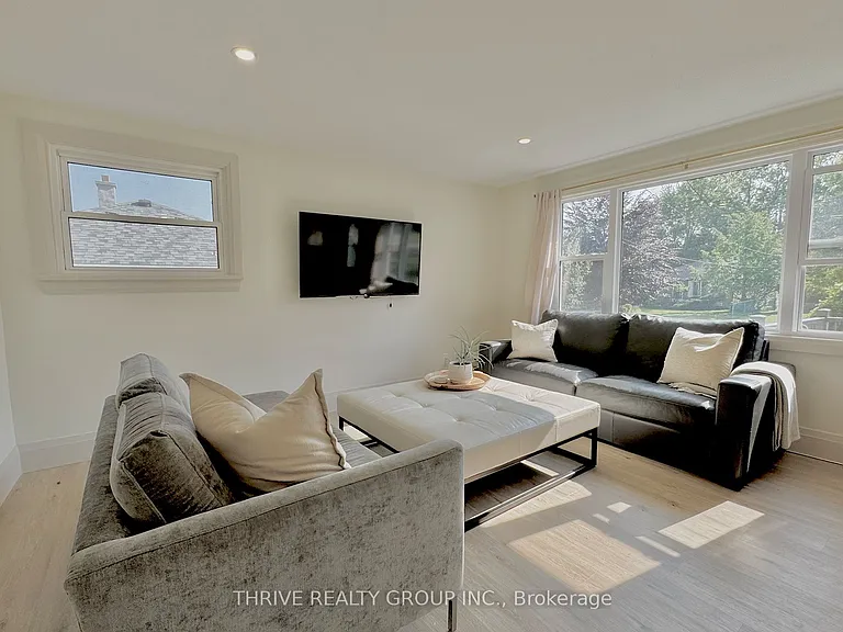 205 Trowbridge Ave #UPPER — Photo 8