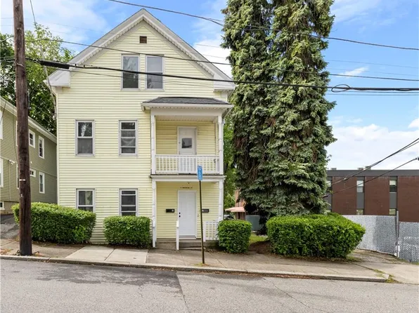 9 Woodbine St, Providence, RI 02906