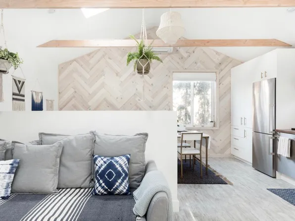 (undisclosed Address), Venice, CA 90291