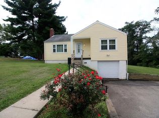 433 Armbrust Rd, Greensburg, PA 15601