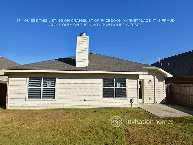 8117 Hennessey Trl — Photo 16
