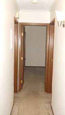 5th image of 1337 Trade Sq W APT 7
