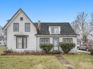 522 Walnut St, Three Rivers, MI 49093