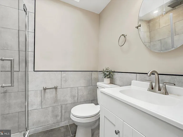 925 Maple Ave — Photo 19