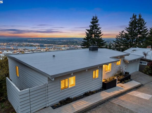 3065 NW Rio Vista Ter, Portland, OR 97210 home