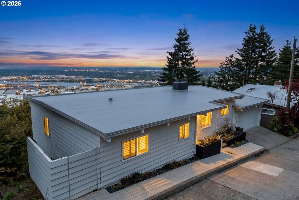 3065 NW Rio Vista Ter, Portland, OR 97210 home
