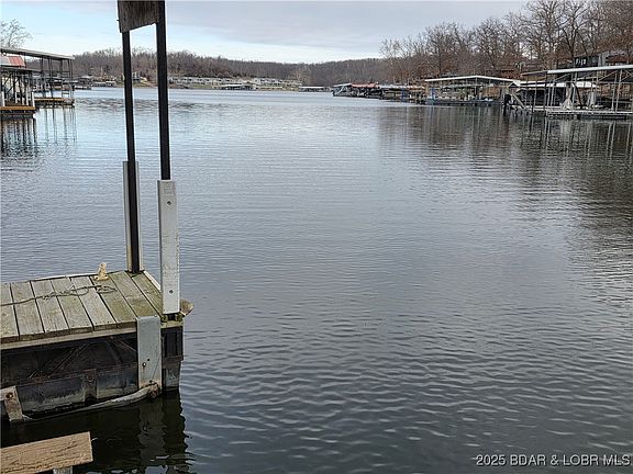 4th image of 30450 Hickory Ln