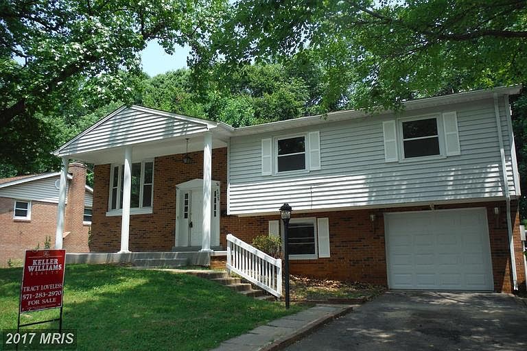 1st image of 4406 Evergreen Dr