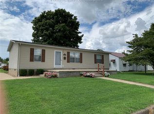 2409 Lincoln Ave, Point Pleasant, WV 25550