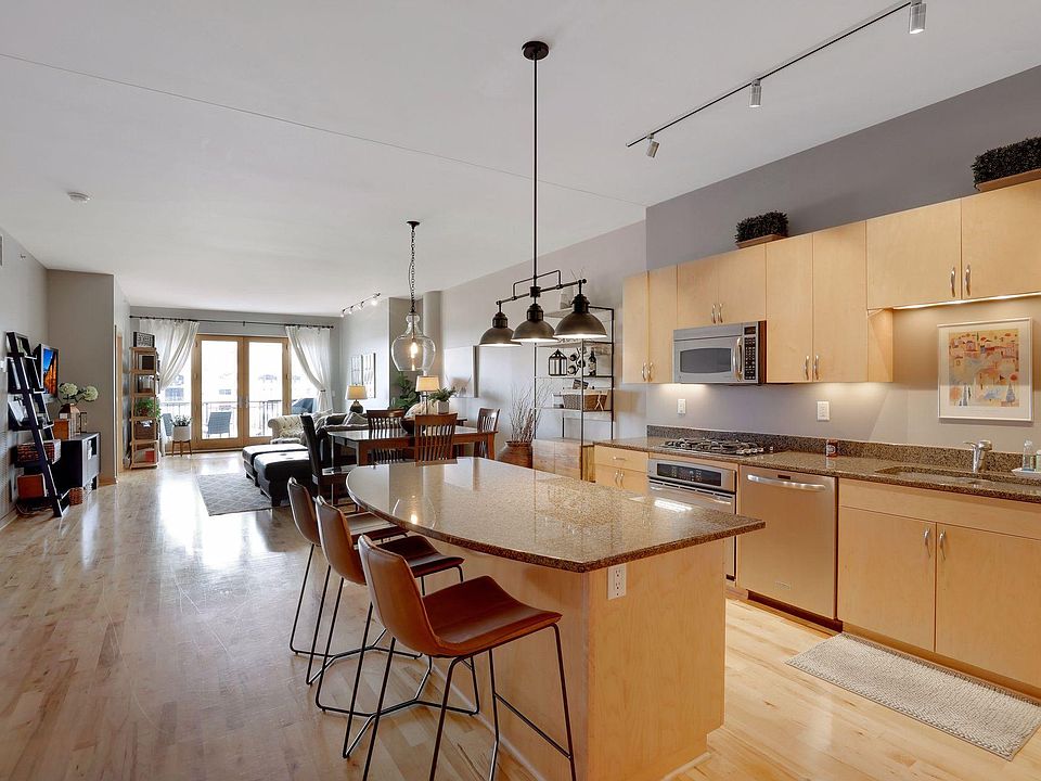 1st image of 401 N 2nd St #614
