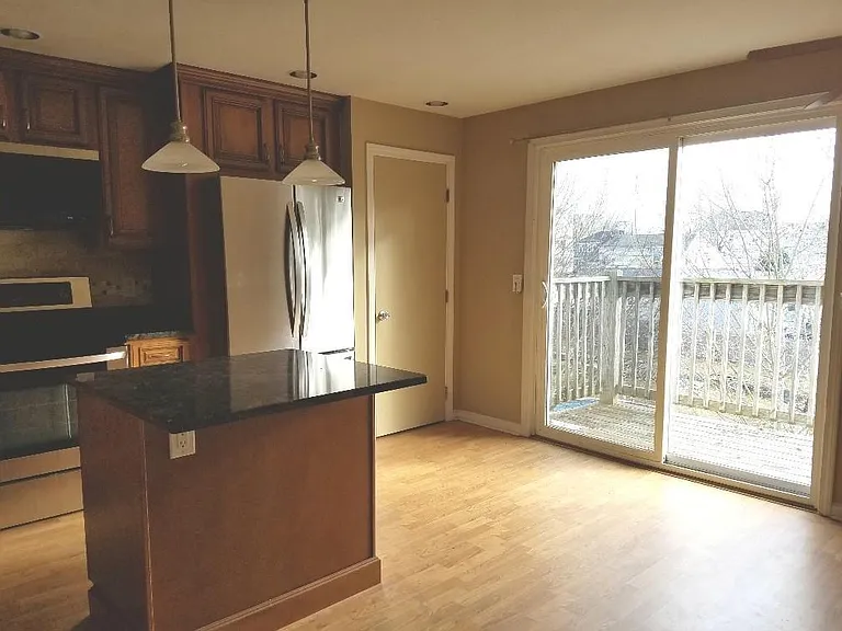 20 Oak St #5A — Photo 11