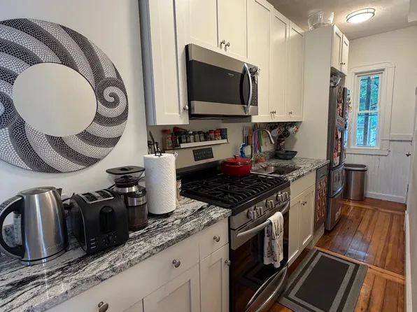 11 Pearson Ave, Somerville, MA