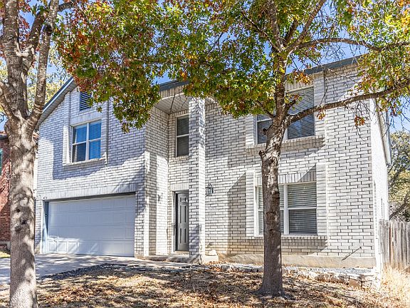 3rd image of 416 Irongate Rdg