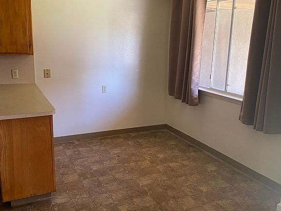 5th image of 301 Poplar St #3