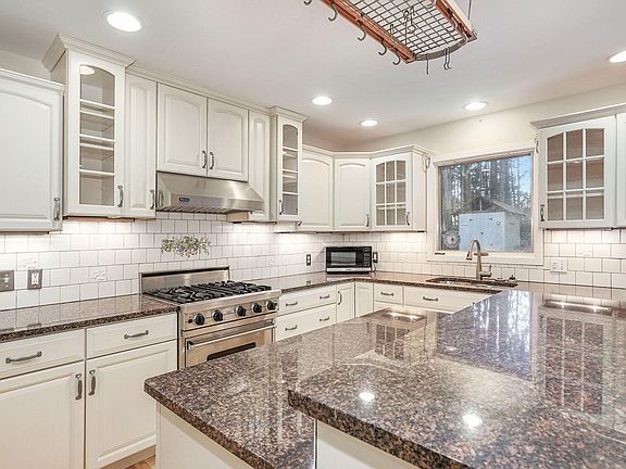 5th image of 7310 Oliver Woods Dr SE