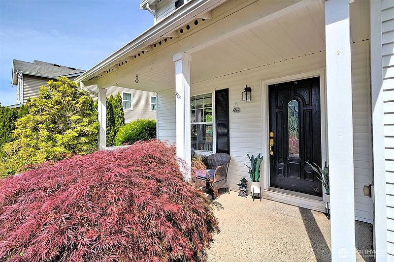 3rd image of 14321 108th Avenue E