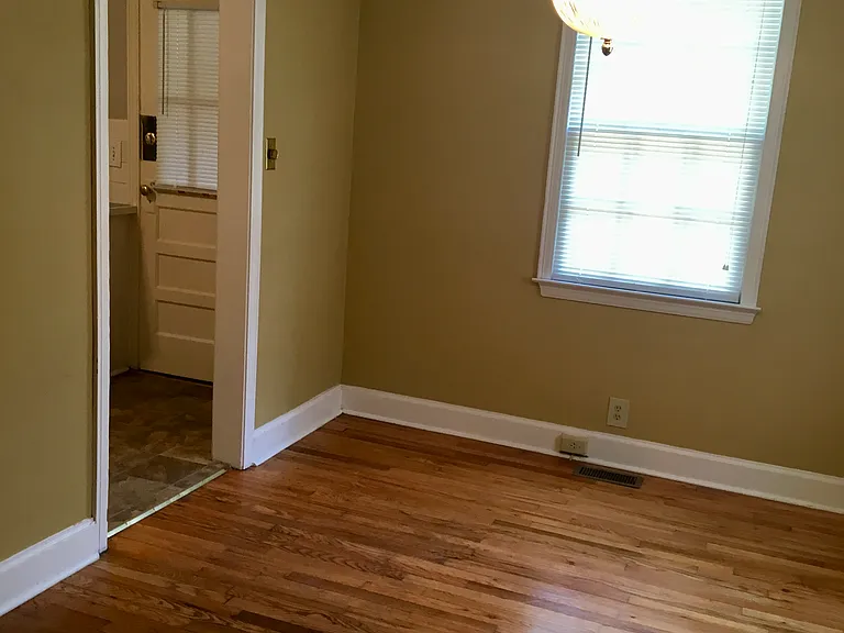 144 Pineview Rd — Photo 8