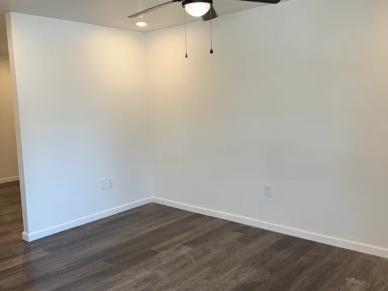 1004 E Garland St #0 — Photo 5