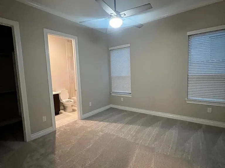4811 Viewcrest Rd — Photo 18