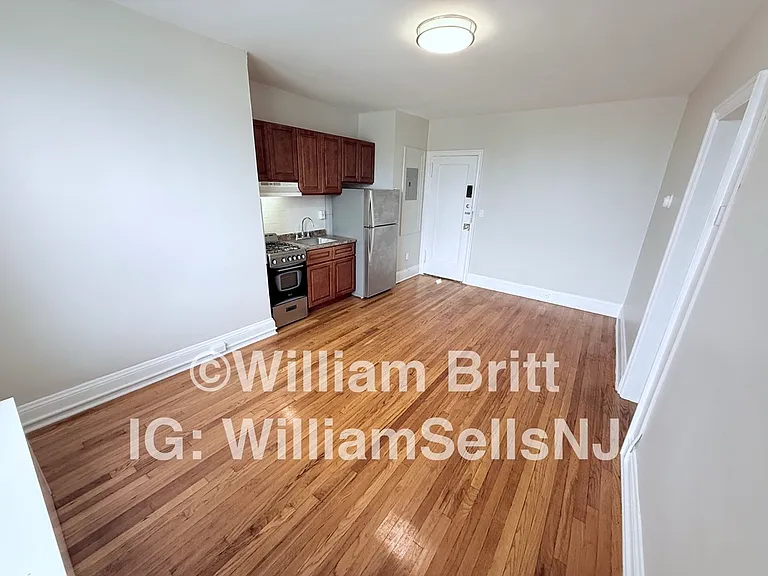 34-36 State St #5C — Photo 3