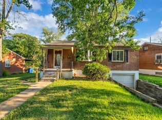 1944 Park Ln, Saint Louis, MO