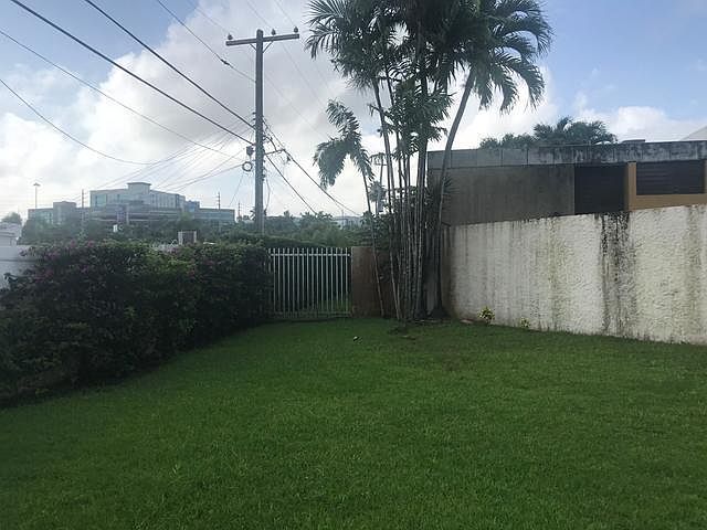 2nd image of 24 Calle Geranio