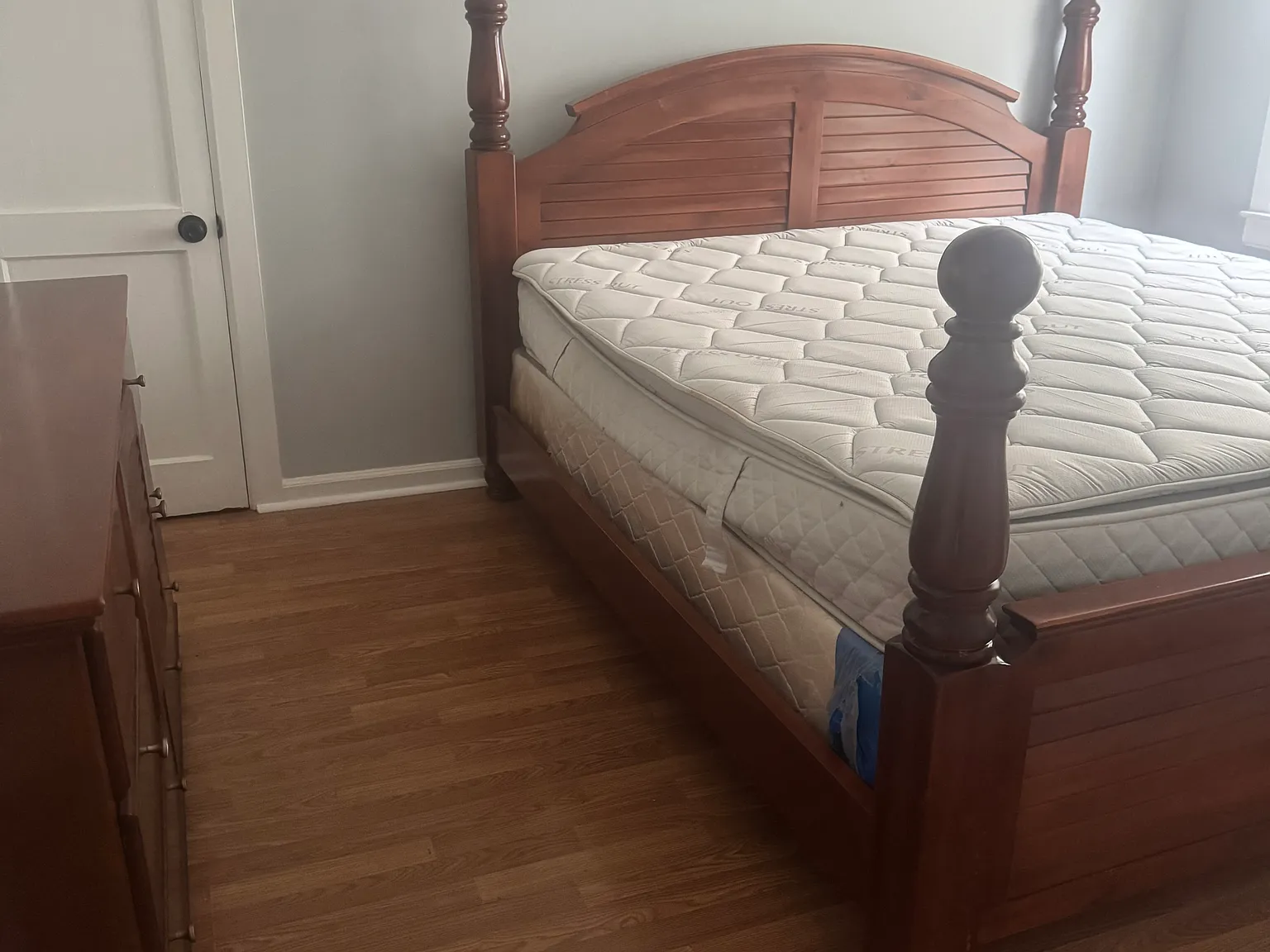 2 bed, 700 sqft, $2,350 — Photo 3