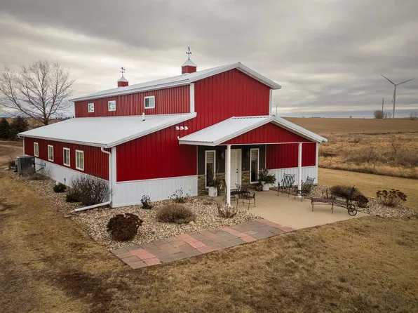 898 60th Ave, Beaver Creek, MN 56116