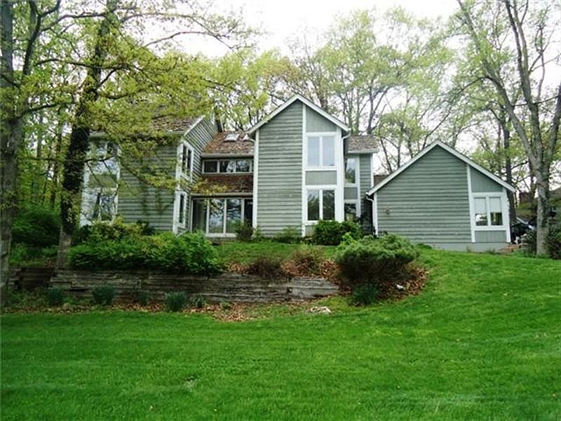 2nd image of 2015 Sundowner Ridge Dr