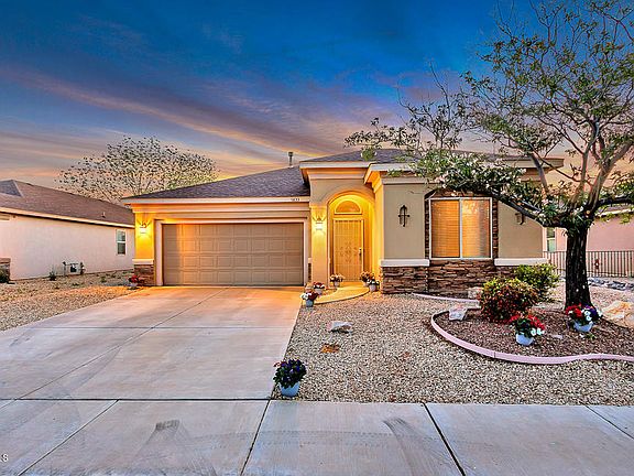 3rd image of 5833 Coyote Flats St