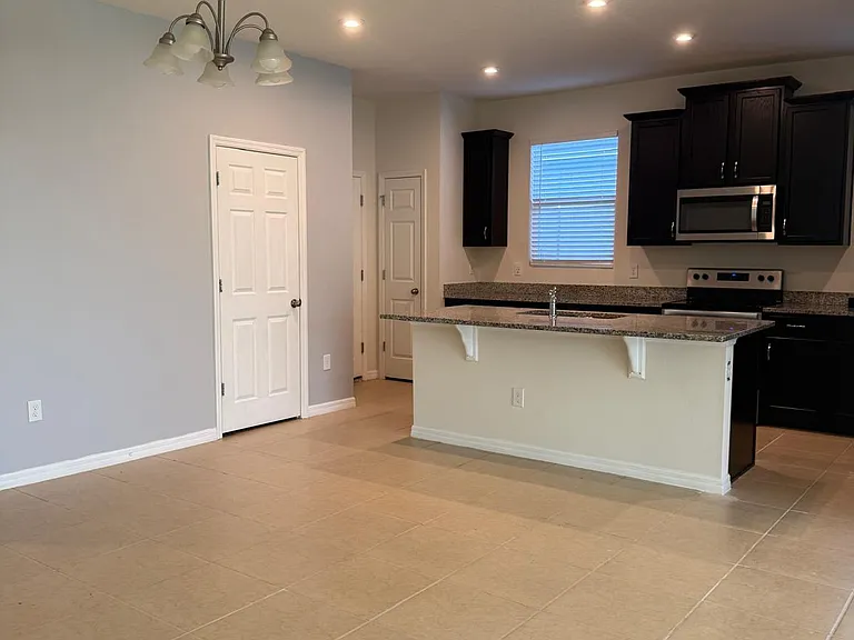 2466 Volunteer Ave — Photo 3