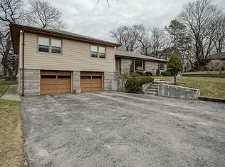 25 Susan Cir, Johnston, RI 02919