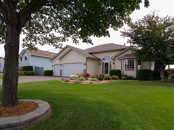 9497 Hames Avenue South Front View