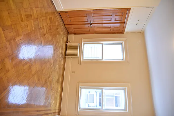 Rented by Giaps Realty Group LLC | media 8