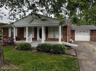 7700 Mackie Ln, Louisville, KY 40214