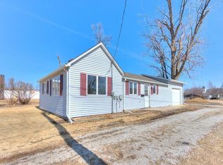 65 S 5th St, Mc Callsburg, IA 50154