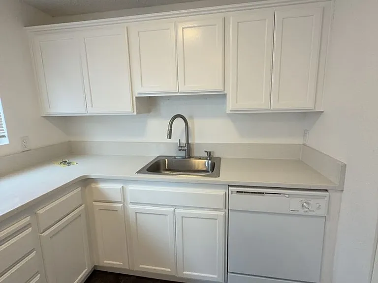 Cedar Mill Apartments — Photo 28