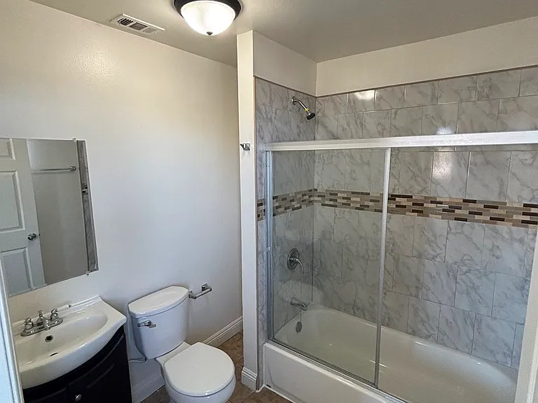 130 W 102nd St — Photo 18