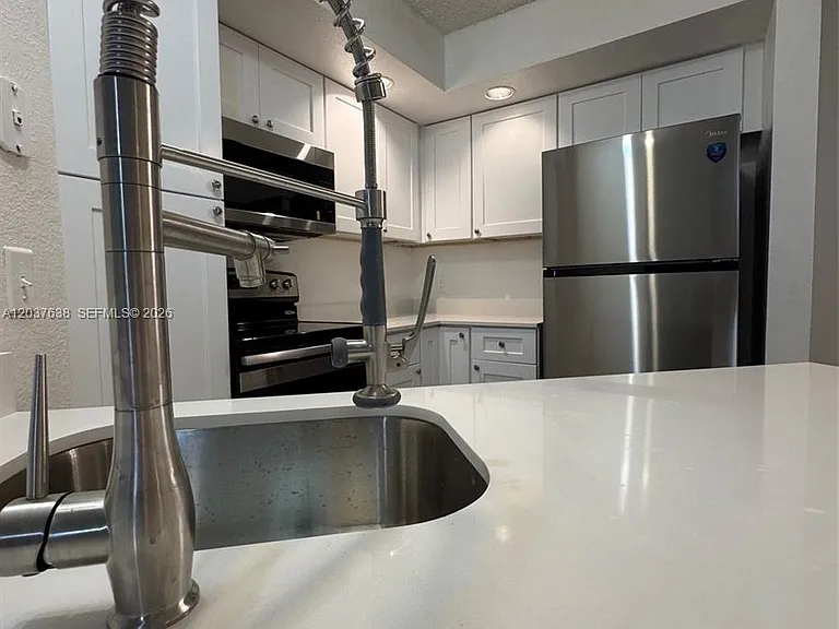 3390 Pinewalk Dr N #1016 — Photo 2