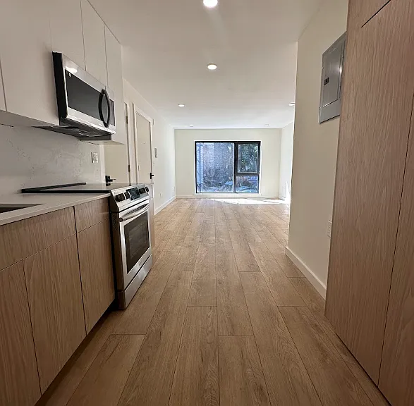 205 Hillside St #1 — Photo 2